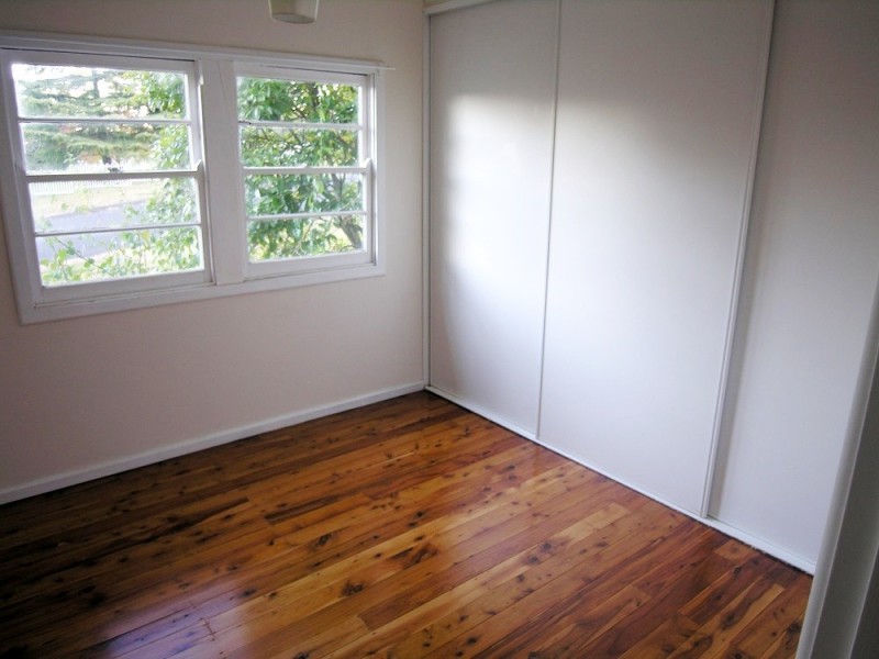 90 Valley Road, Wentworth Falls NSW 2782