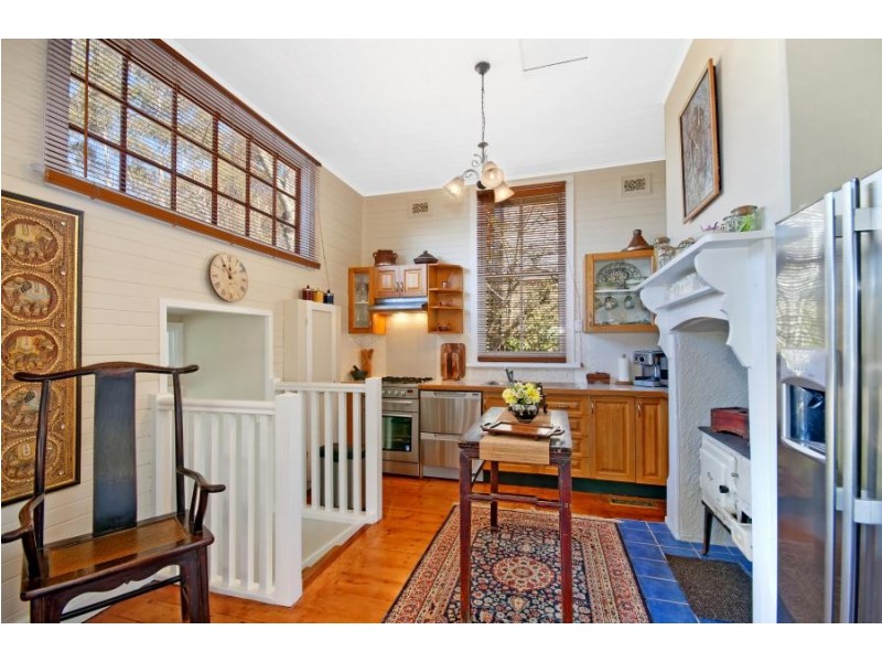 52 Railway Pde, Leura NSW 2780