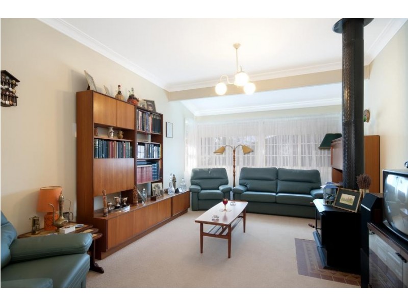 11 Hester Place, Leura NSW 2780