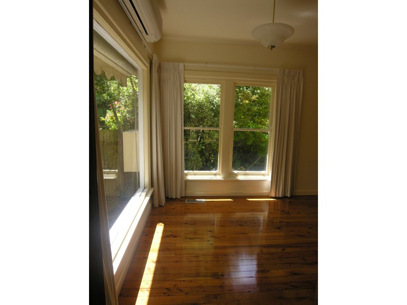 5 Blaxland Road, Leura NSW 2780