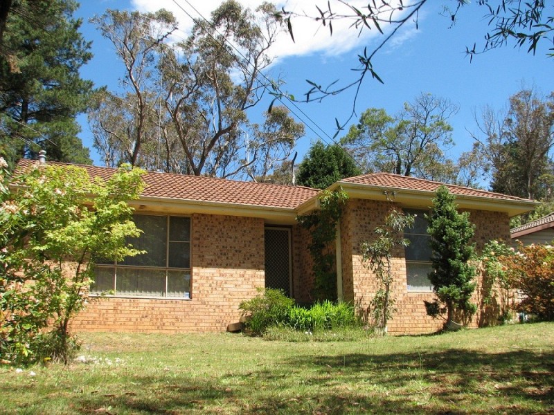 29 Minni Ha Ha Rd, Katoomba NSW 2780