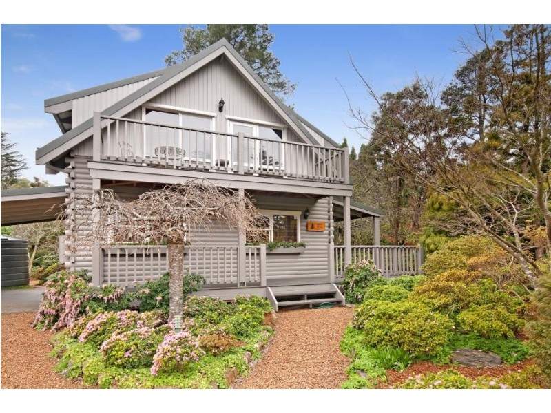 18 Olympian Parade, Leura NSW 2780