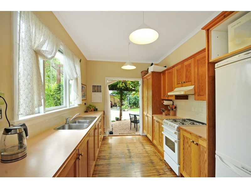 4 Lachlan Ave, Leura NSW 2780