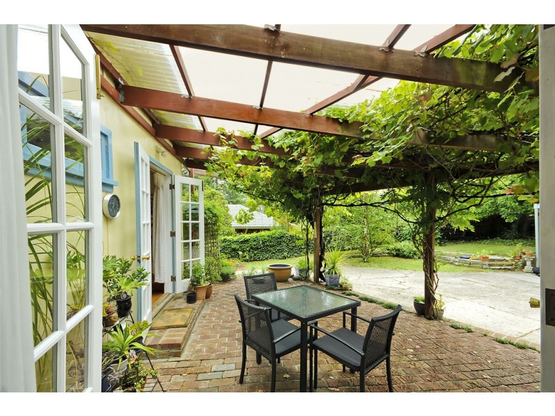 4 Lachlan Ave, Leura NSW 2780