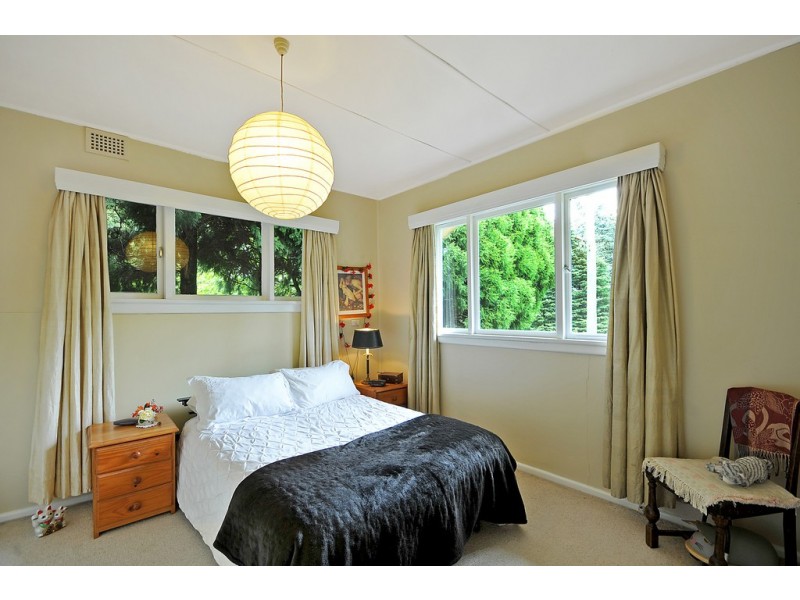 4 Lachlan Ave, Leura NSW 2780