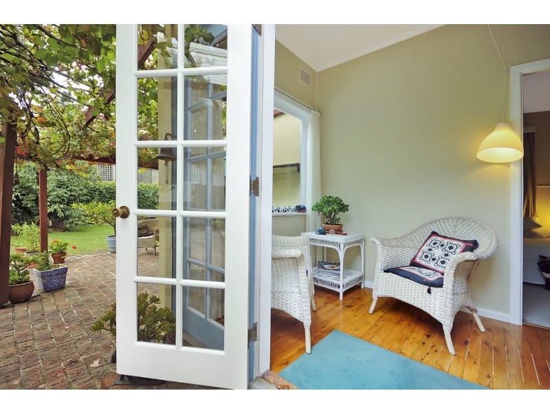 4 Lachlan Ave, Leura NSW 2780