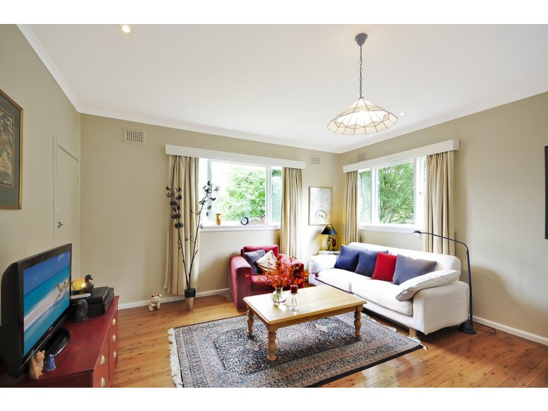 4 Lachlan Ave, Leura NSW 2780