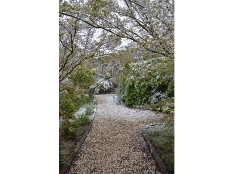 1 Blackheath Street, Leura NSW 2780