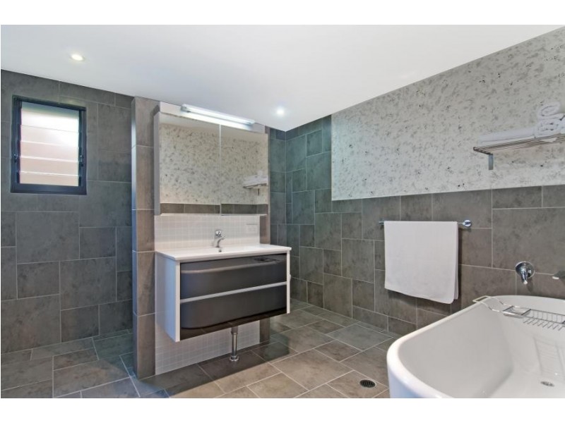 42 Farnells Road, Katoomba NSW 2780