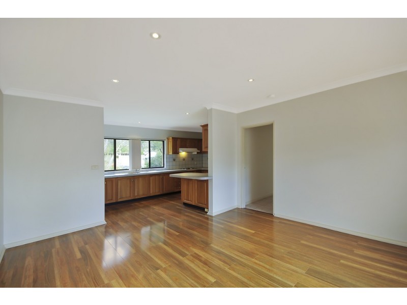 6 Denman Pde, Leura NSW 2780