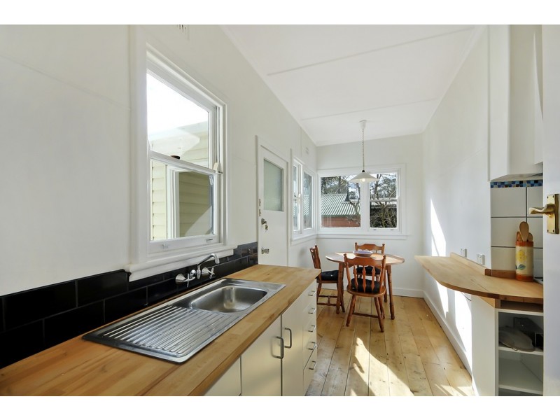 64 Victoria Street, Katoomba NSW 2780