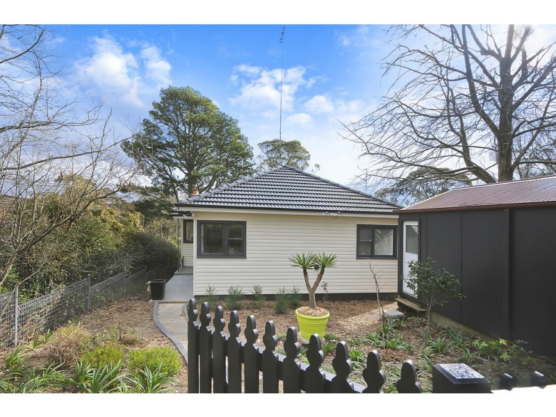 64 Victoria Street, Katoomba NSW 2780