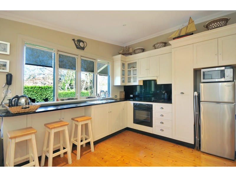 30 Waratah Avenue, Katoomba NSW 2780