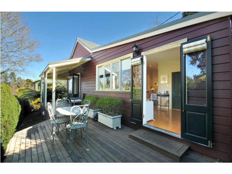 30 Waratah Avenue, Katoomba NSW 2780