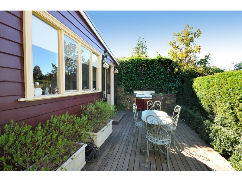 30 Waratah Avenue, Katoomba NSW 2780