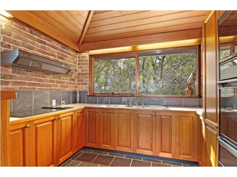 5 Careya Street, Woodford NSW 2778