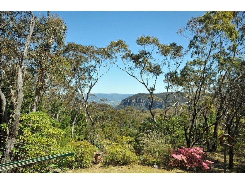48 Farnells Road, Katoomba NSW 2780