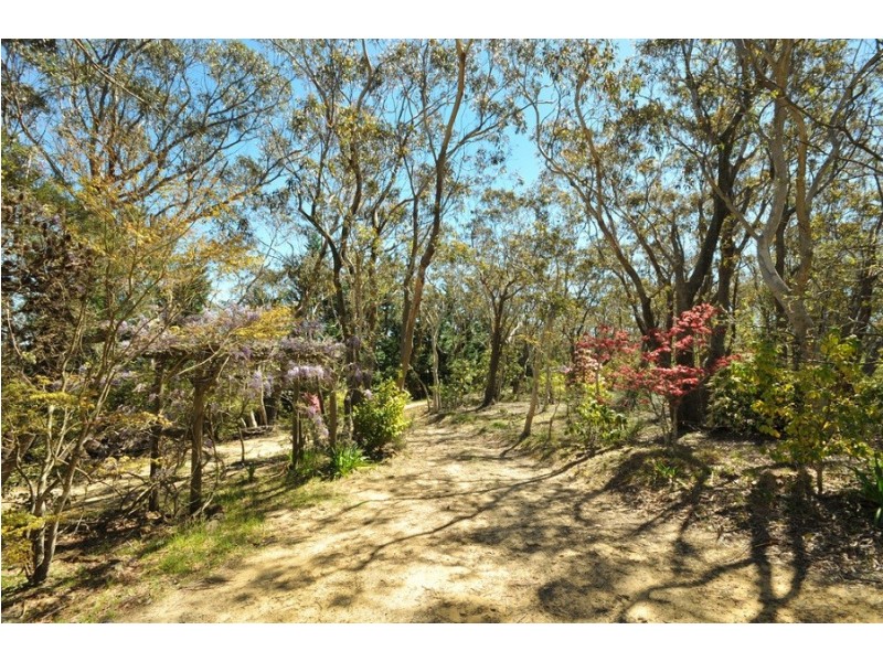 48 Farnells Road, Katoomba NSW 2780