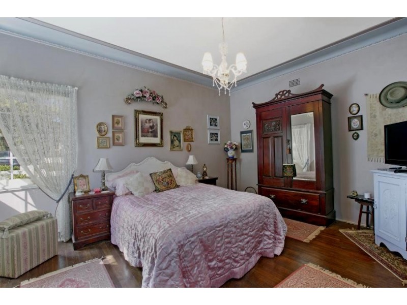 13 Abbey Street, Leura NSW 2780