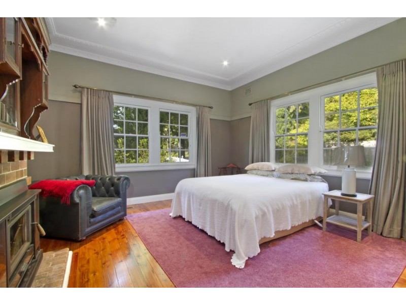 16 Belvedere Avenue, Blackheath NSW 2785