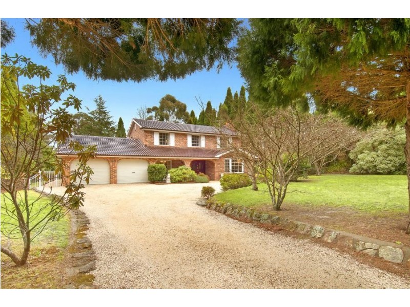 9-11 Pauline Avenue, Wentworth Falls NSW 2782