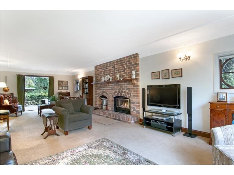 9-11 Pauline Avenue, Wentworth Falls NSW 2782