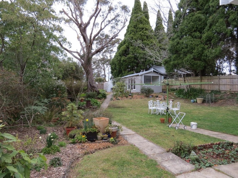 39 Lawson View Road, Wentworth Falls NSW 2782