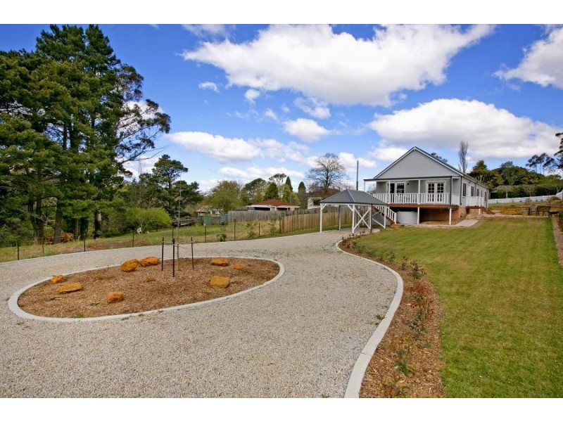 2 Cumberland Street, Katoomba NSW 2780