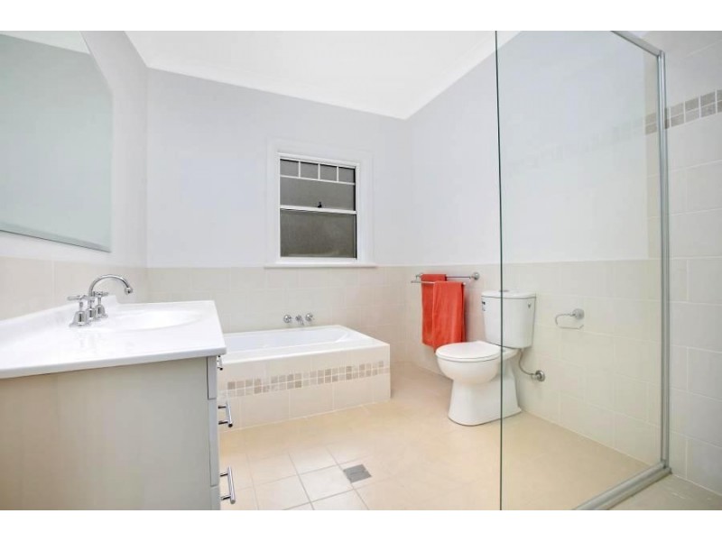 2 Cumberland Street, Katoomba NSW 2780