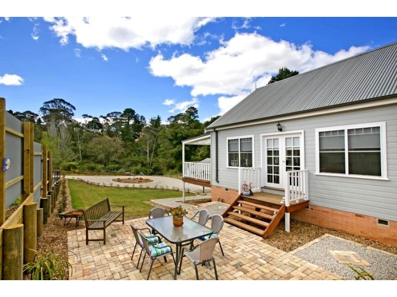 2 Cumberland Street, Katoomba NSW 2780
