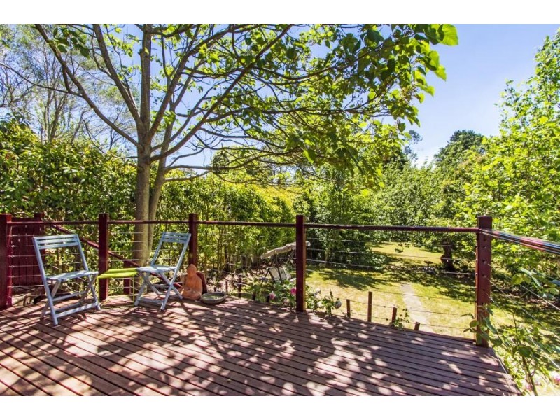 25 Armstrong Street, Wentworth Falls NSW 2782