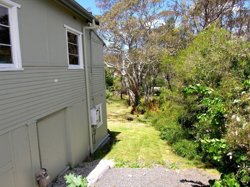 11 Waratah Street, Katoomba NSW 2780