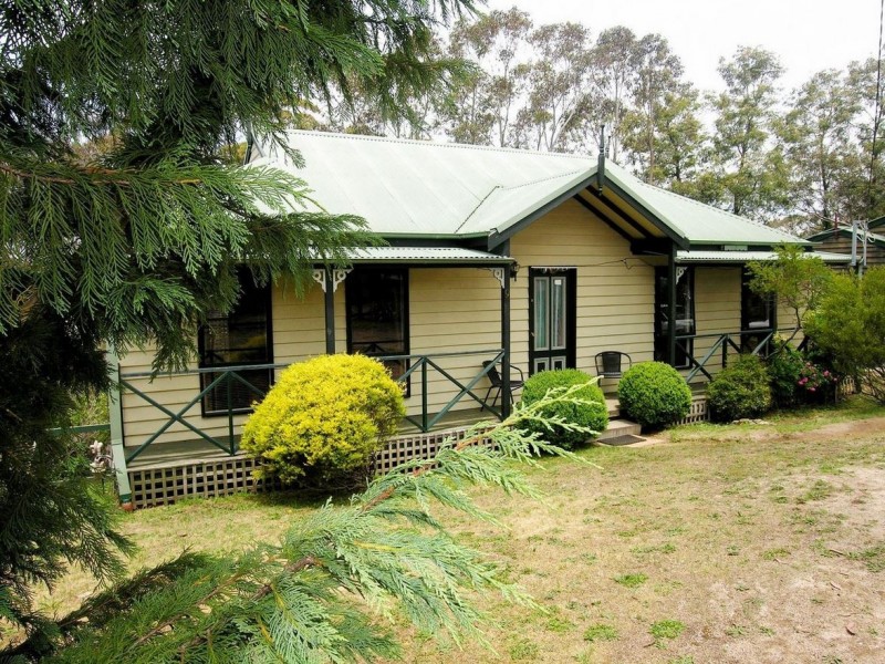 9 Seventh Avenue, Katoomba NSW 2780