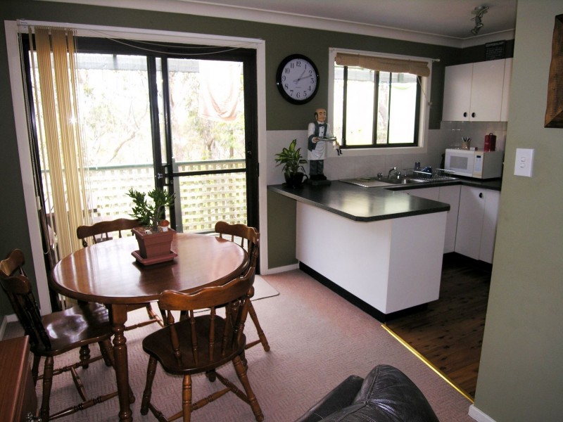 9 Seventh Avenue, Katoomba NSW 2780