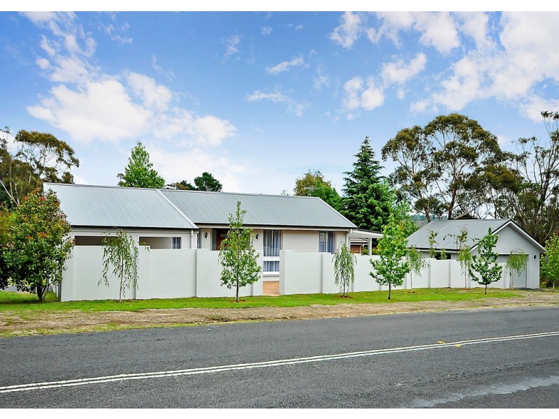 1 West St, Leura NSW 2780