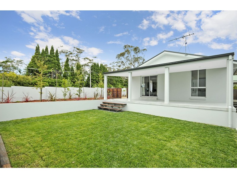 1 West St, Leura NSW 2780