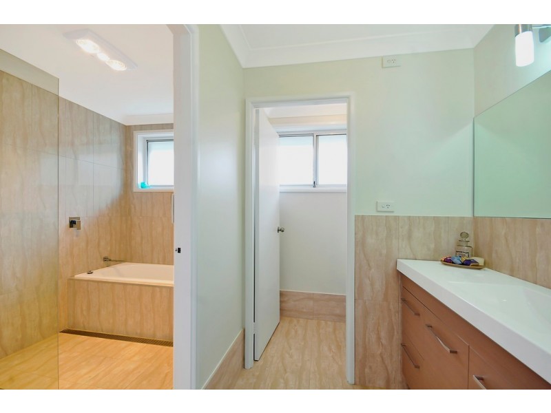 1 West St, Leura NSW 2780