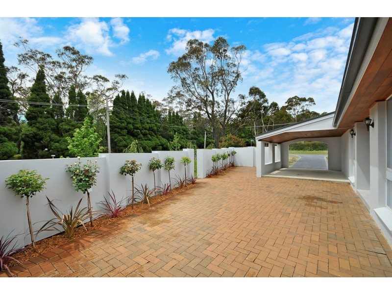 1 West St, Leura NSW 2780