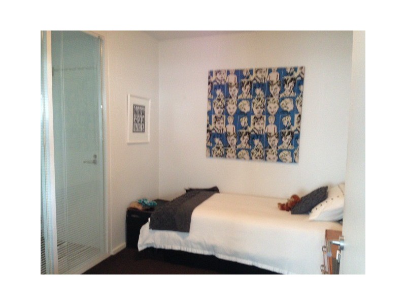 82/1101 Queens Road, Melbourne VIC 3004