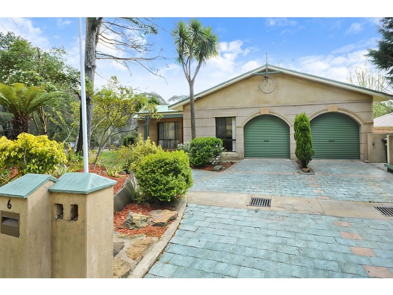 6 Denman Parade, Leura NSW 2780