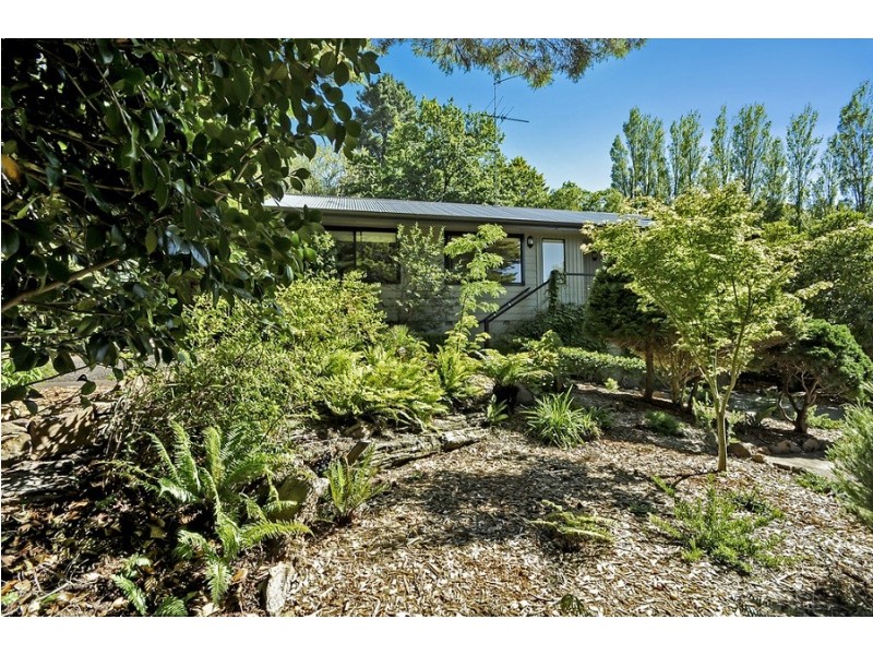 74 Craigend Street, Leura NSW 2780