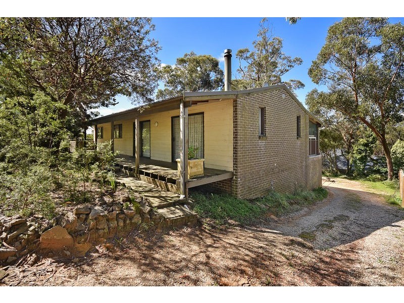 11 Brougham Street, Katoomba NSW 2780