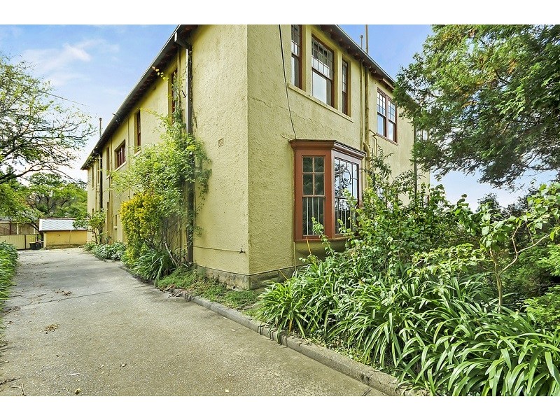 1/2 Lurline Street, Katoomba NSW 2780