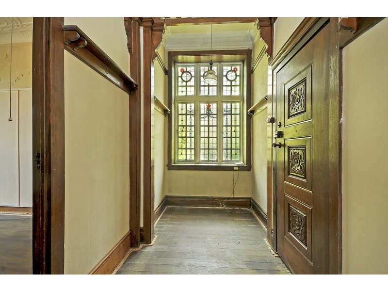 1/2 Lurline Street, Katoomba NSW 2780