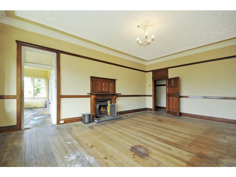 1/2 Lurline Street, Katoomba NSW 2780