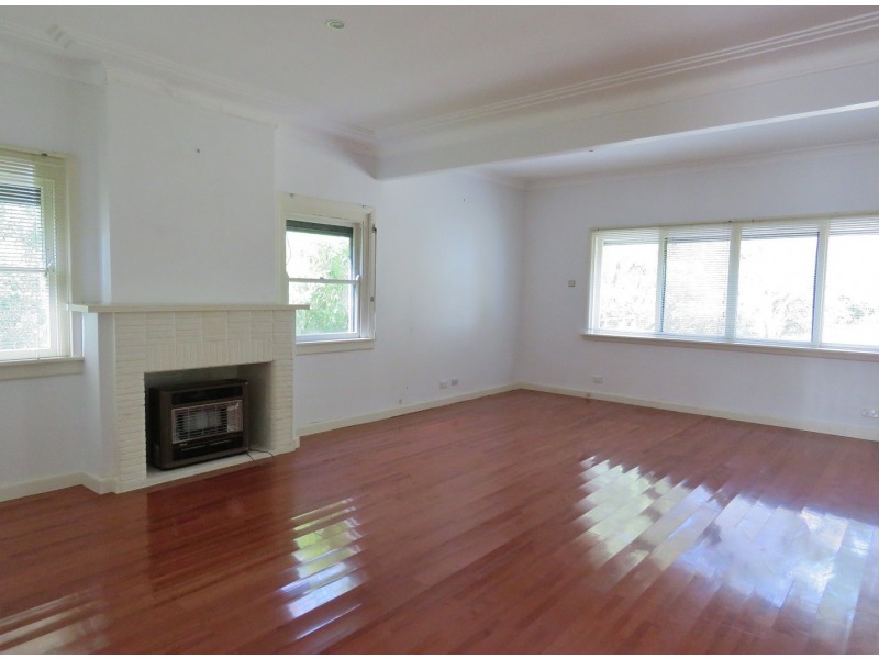 24 Forster Road, Katoomba NSW 2780