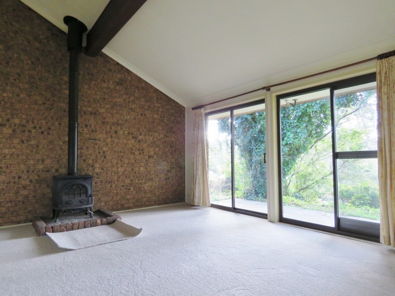 28 Henderson Road, Wentworth Falls NSW 2782