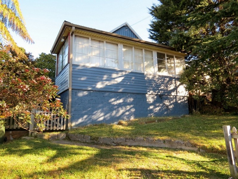 35 Lovel Street, Katoomba NSW 2780