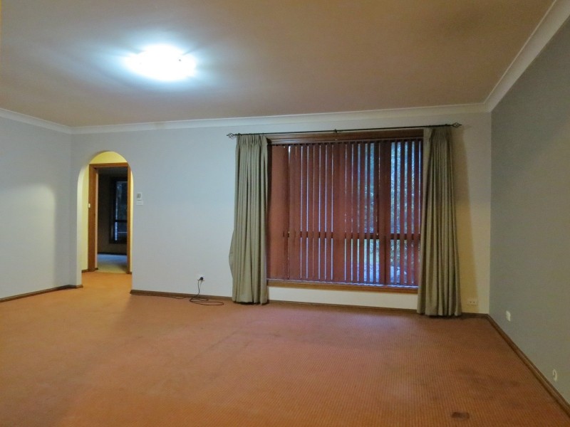 21 Shortland Street, Wentworth Falls NSW 2782