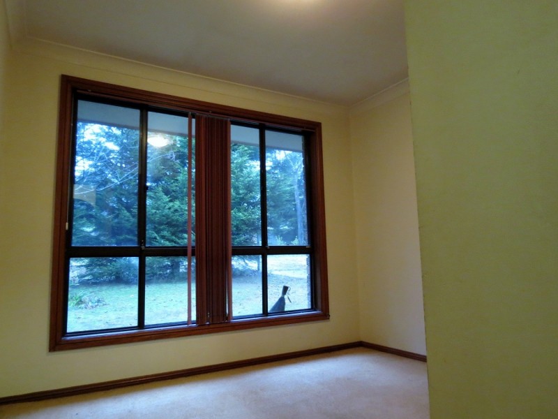 21 Shortland Street, Wentworth Falls NSW 2782